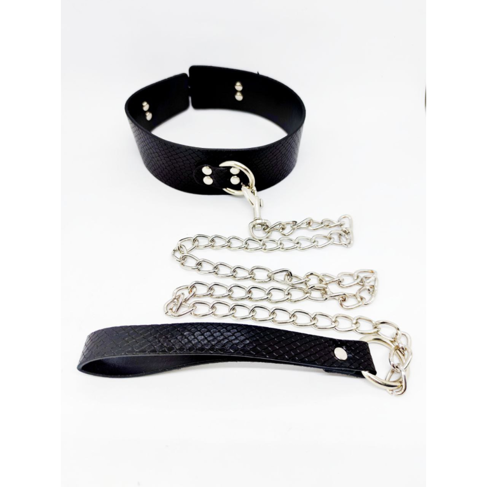 Ошейник с поводком DS Fetish snake skin под кожу змеи черный