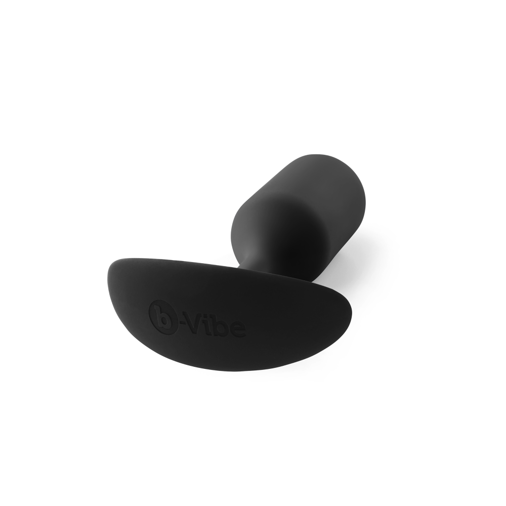 Анальная пробка со смещенным центром тяжести Snug Plug 3 B-Vibe, силиконовая, черная
