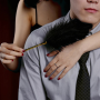 Перо на позолоченной ручке Premium Feather Tickler UPKO