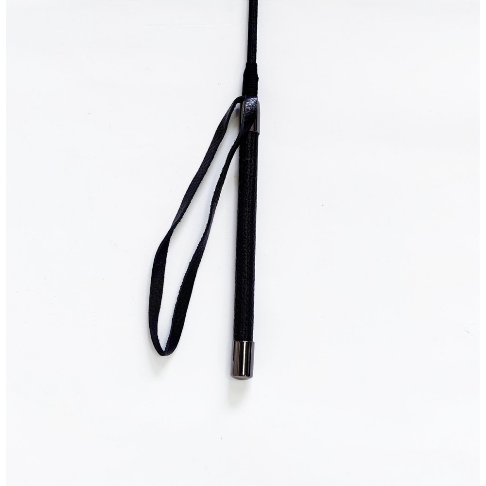 Стек с серебристой вставкой на ручке 55 см Crop black L