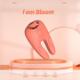 Стимулятор для клитора Chisa Kissen Bloom с вибрацией и всасыванием, оранжевый