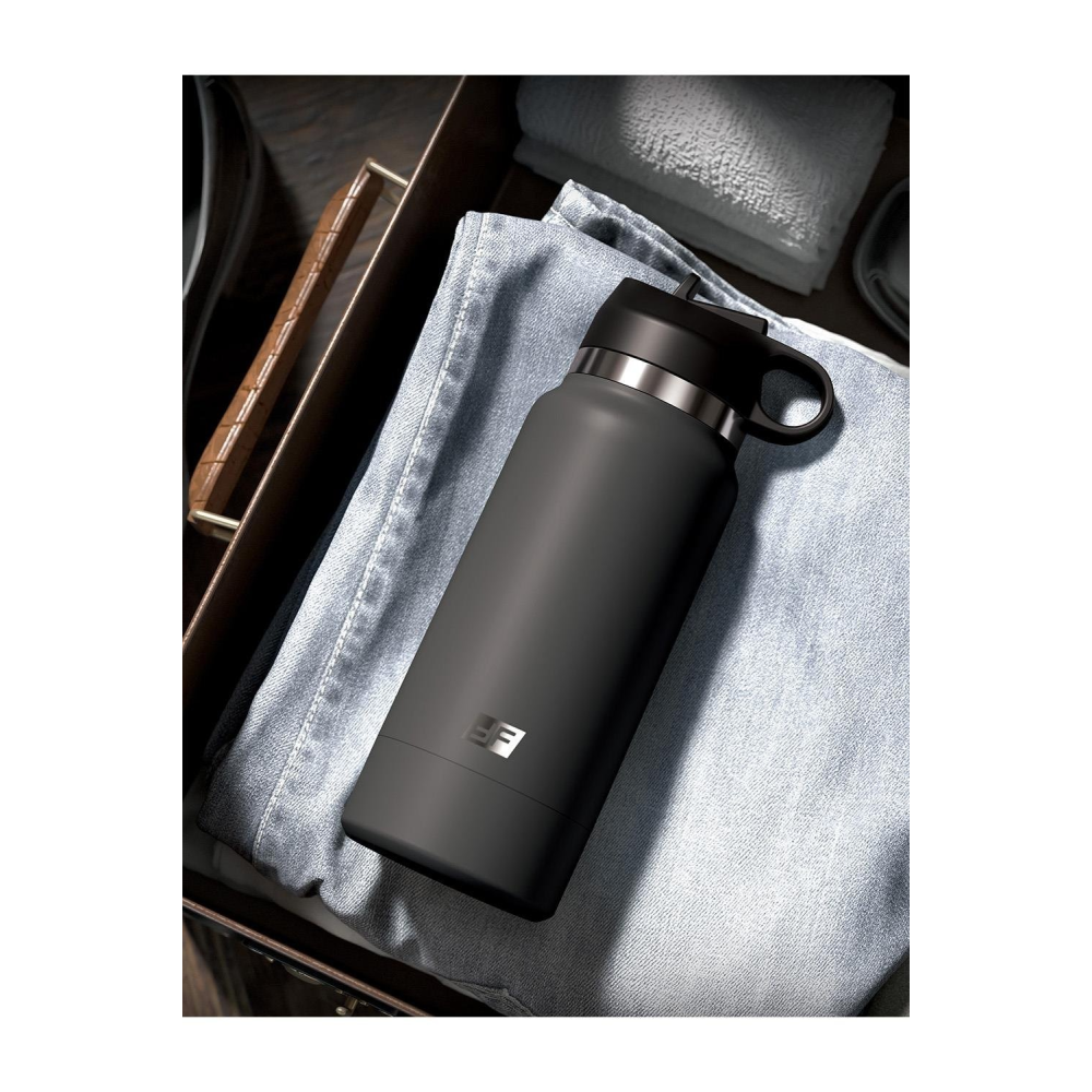 Мастурбатор вагина в колбе Pipedream PDX Plus Fuck Flask телесный, 23.8 см