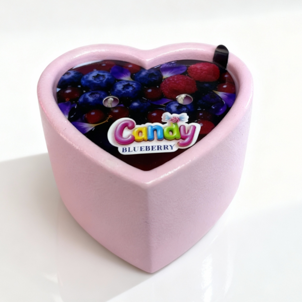 Массажная свеча с ароматом черники Candy Blueberry в форме сердца, 70 мл